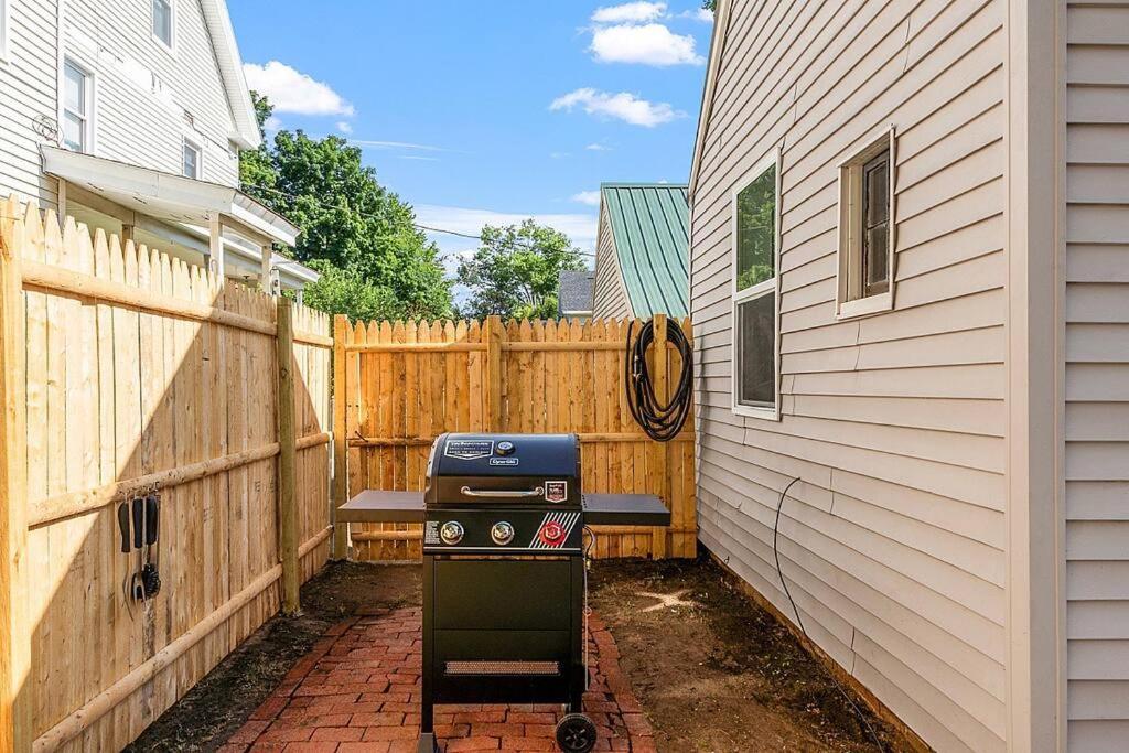 New!! Lovely Unit W/ Private Hot Tub And Patio! Laconia Exterior foto