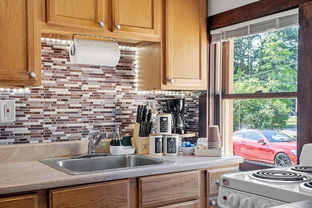 New!! Lovely Unit W/ Private Hot Tub And Patio! Laconia Exterior foto