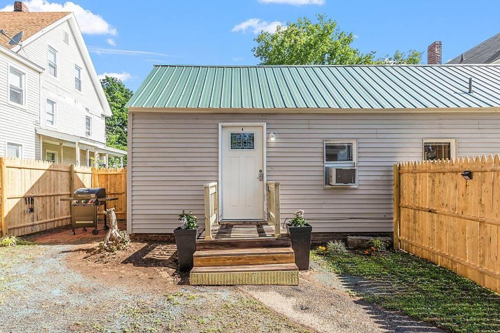 New!! Lovely Unit W/ Private Hot Tub And Patio! Laconia Exterior foto