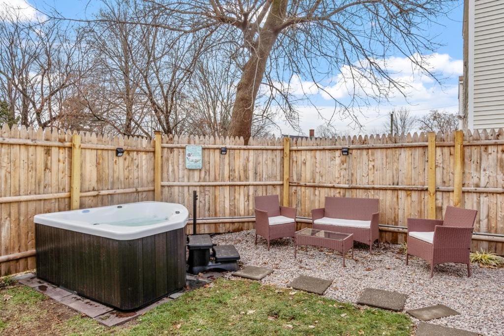 New!! Lovely Unit W/ Private Hot Tub And Patio! Laconia Exterior foto